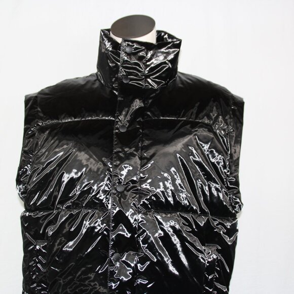 OFFLINE Aerie Women's Shiny Puffer Vest Black Sleeveless Layering Oversized XS - Picture 3 of 10